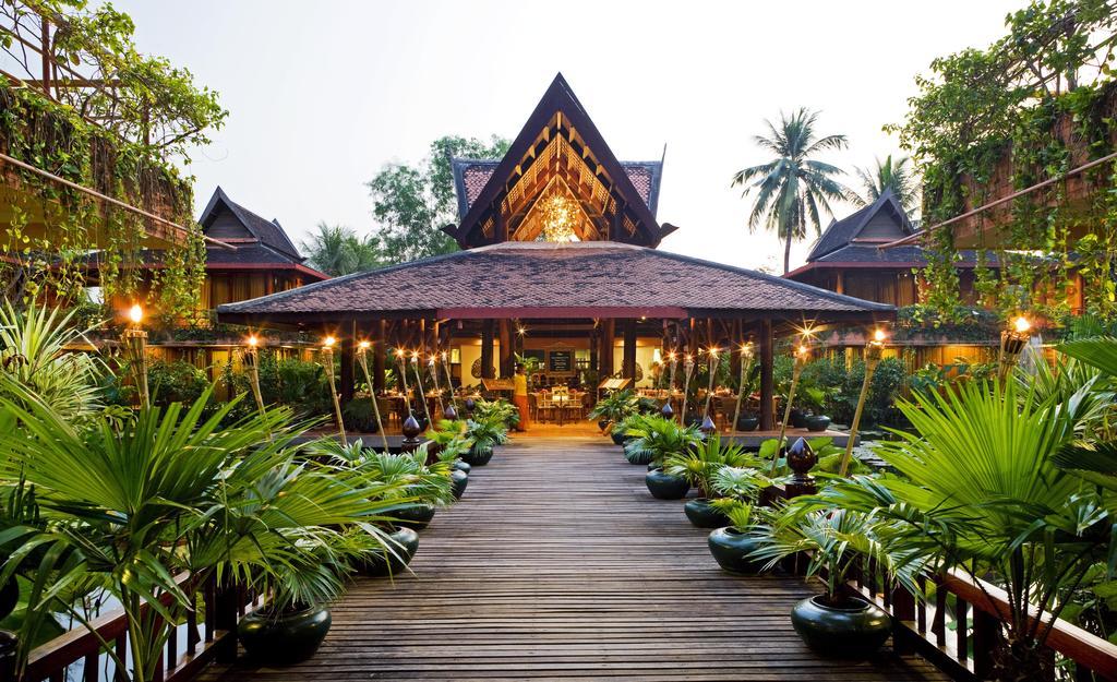 โรงแรมอังกอร์ วิลเลจ โรงแรม 5*