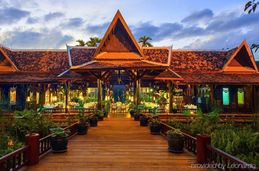 โรงแรมอังกอร์ วิลเลจ เสียมราฐ