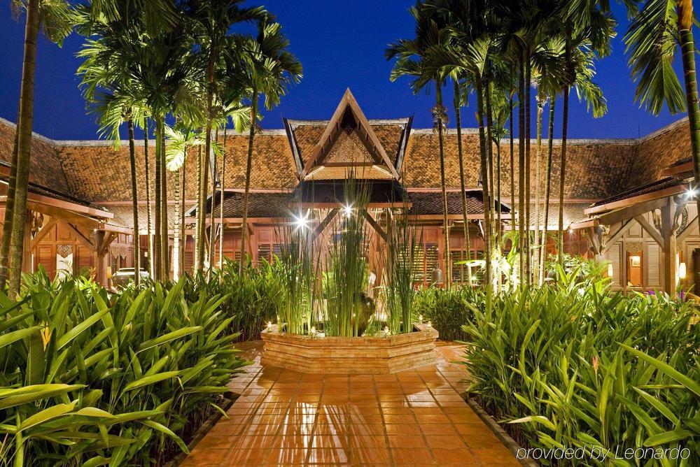 โรงแรมอังกอร์ วิลเลจ โรงแรม